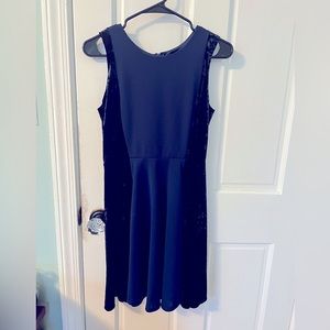 Super cute girls semi-formal dress (girls size 16)